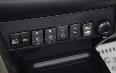 Toyota RAV4 Престиж Плюс 2.2 АКПП превью 15