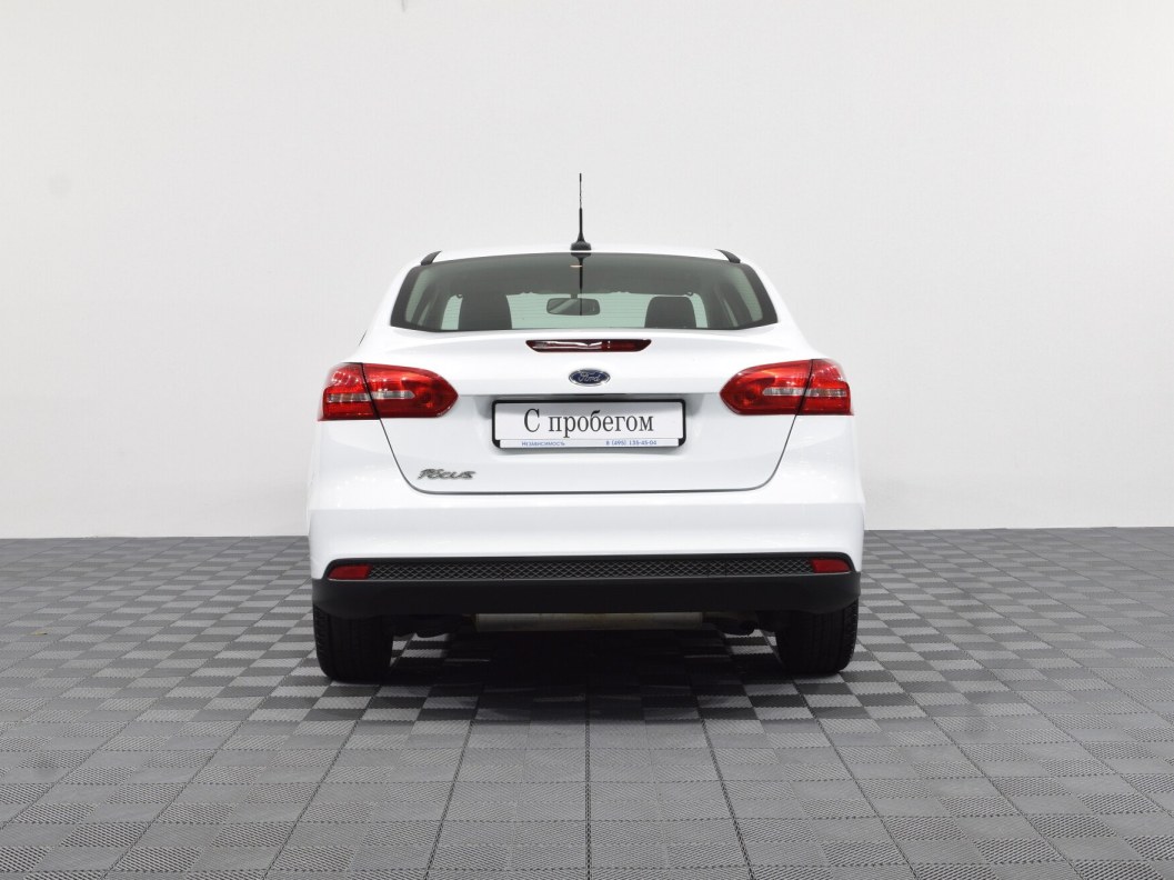 Ford Focus Trend 1.6  фото 7