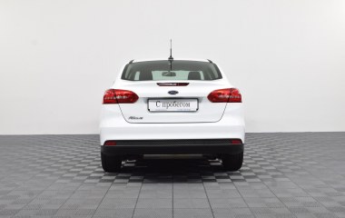 Ford Focus Trend 1.6  превью 7
