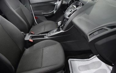 Ford Focus Trend 1.6  превью 11