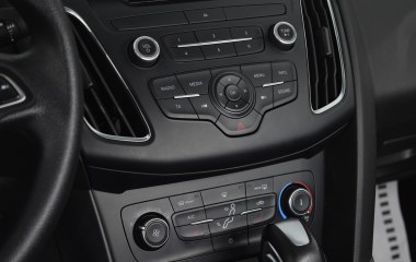 Ford Focus Trend 1.6  превью 13