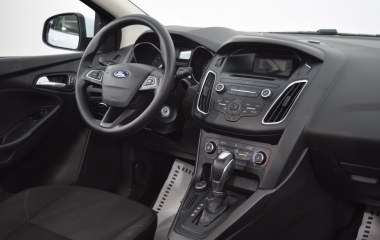 Ford Focus Trend 1.6  превью 16