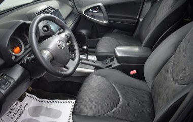 Toyota RAV4 2.0 CVT превью 9