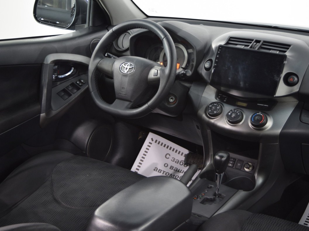 Toyota RAV4 2.0 CVT фото 11