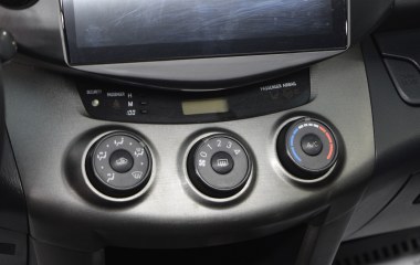 Toyota RAV4 2.0 CVT превью 15