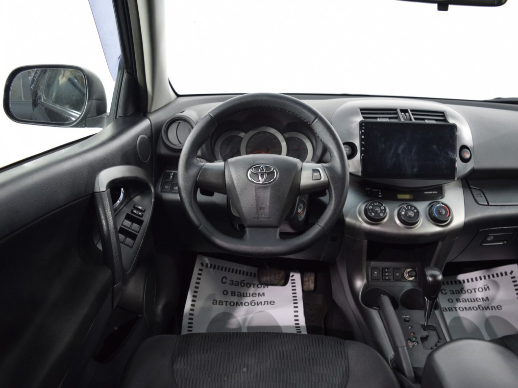 Toyota RAV4 2.0 CVT фото 16