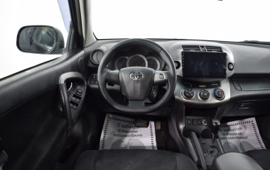 Toyota RAV4 2.0 CVT превью 16