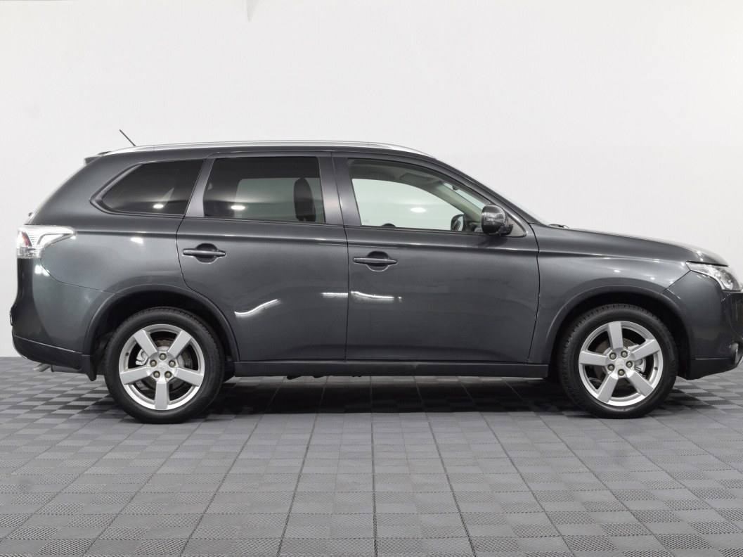 Mitsubishi Outlander Instyle S81 2.0 CVT фото 4