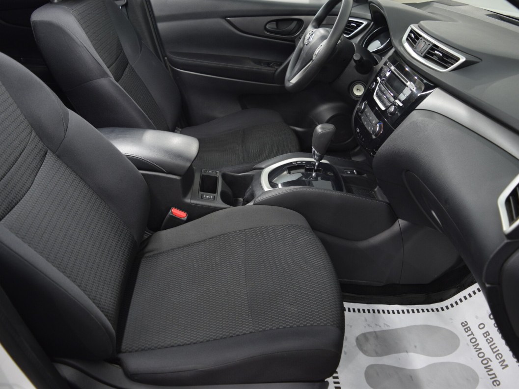 Nissan Qashqai LE 2.0 CVT фото 11