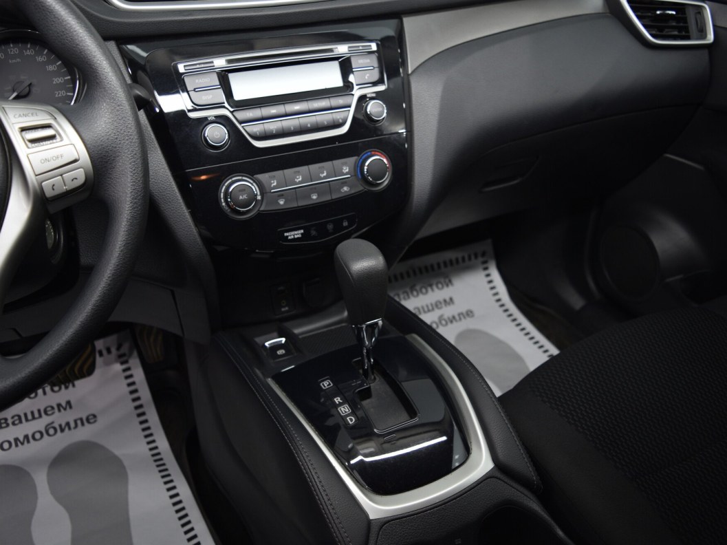Nissan Qashqai LE 2.0 CVT фото 14