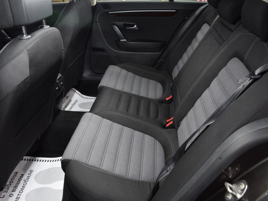 Volkswagen Passat CC 1.8 DSG фото 12