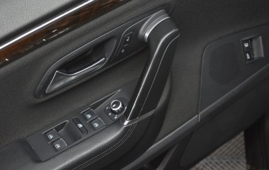Volkswagen Passat CC 1.8 DSG превью 13
