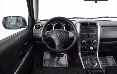 Suzuki Grand Vitara 2.0 АКПП превью 15