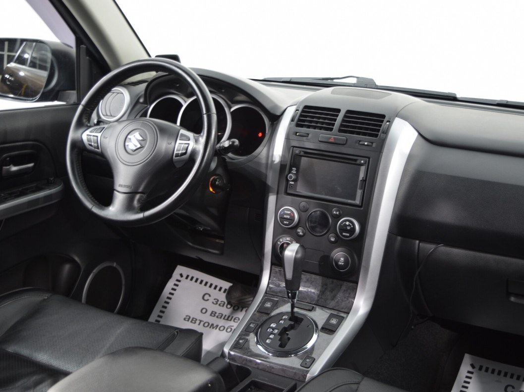 Suzuki Grand Vitara JLX-E 2.0 АКПП фото 18