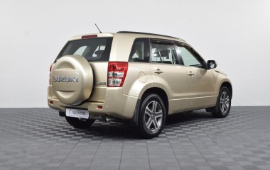 Suzuki Grand Vitara 2.5 АКПП превью 6