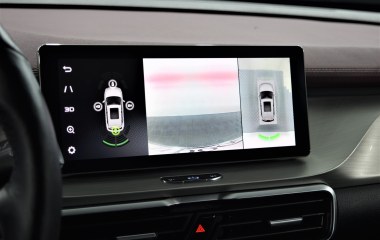 Geely Coolray Flagship Sport 1.5 АМТ превью 15