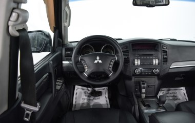 Mitsubishi Pajero 3.2 АКПП превью 17