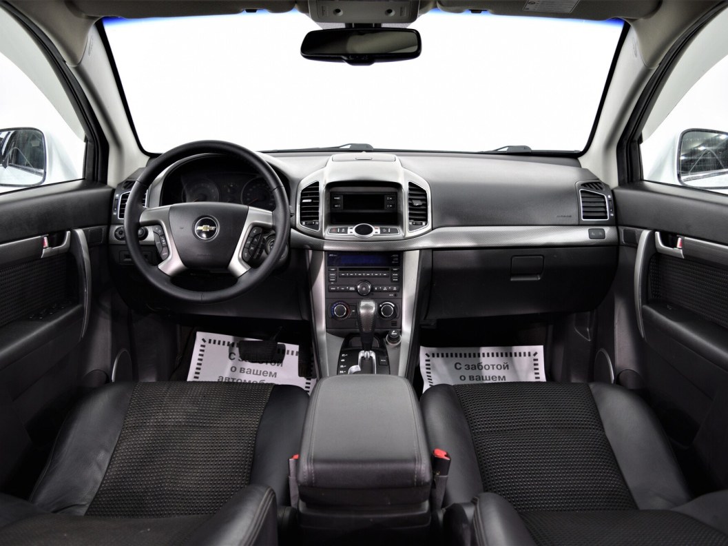 Chevrolet Captiva LT 2.4 АКПП фото 10