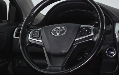 Toyota Camry 2.5 АКПП превью 18