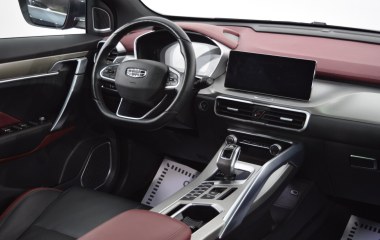 Geely Coolray Flagship Sport 1.5 АМТ превью 18