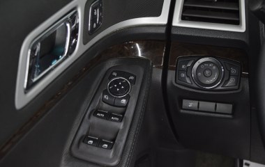 Ford Explorer 3.5  превью 15