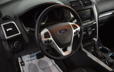 Ford Explorer 3.5  превью 16