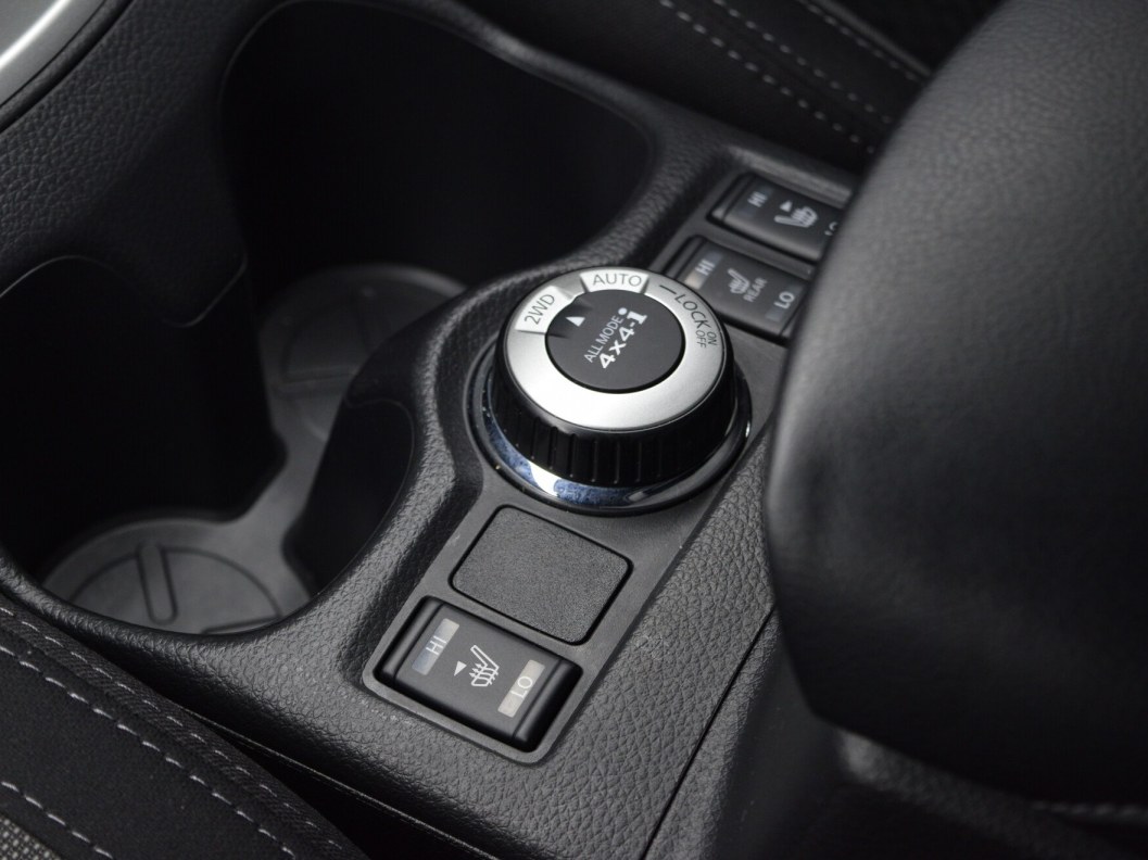Nissan Qashqai SE 2.0  фото 21