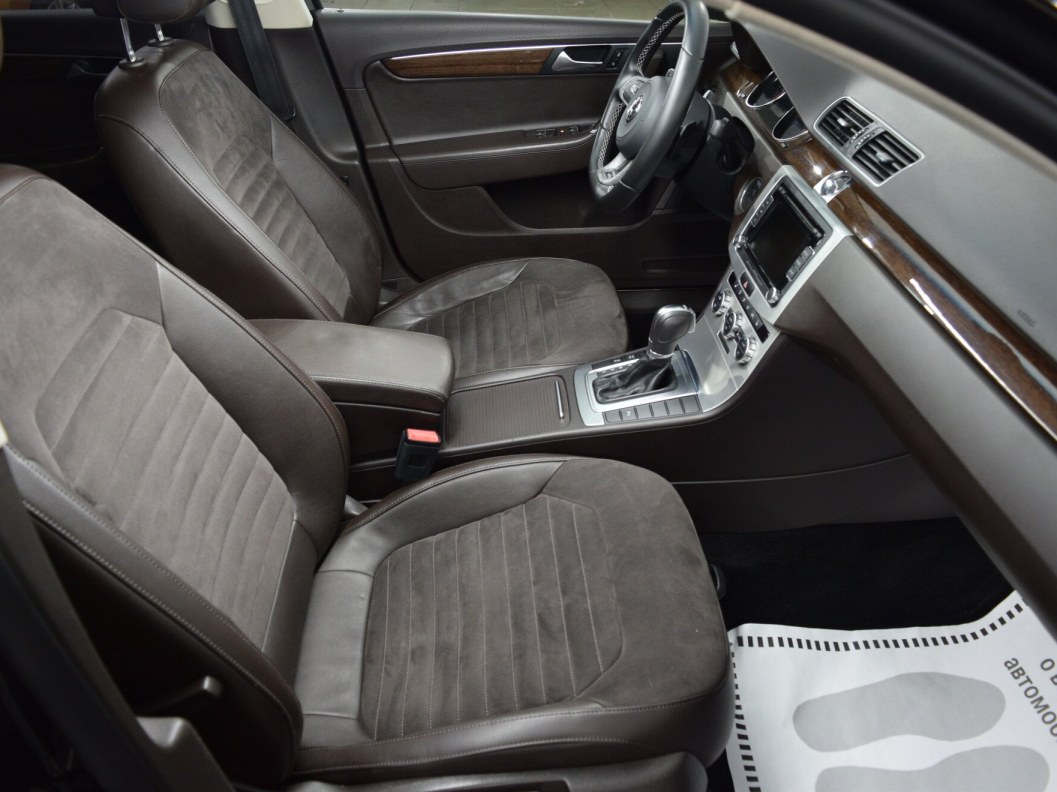 Volkswagen Passat Style 1.8 DSG фото 11