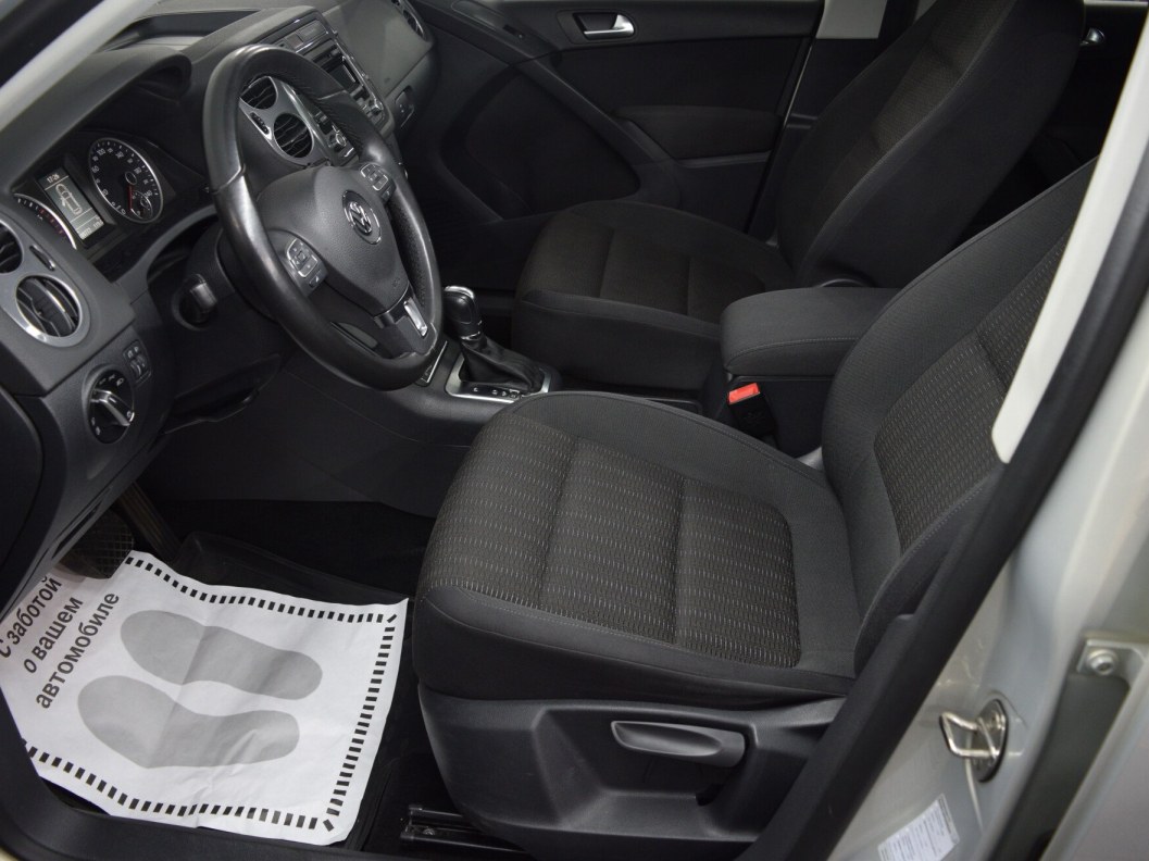 Volkswagen Tiguan Avenue 1.4 DSG фото 9