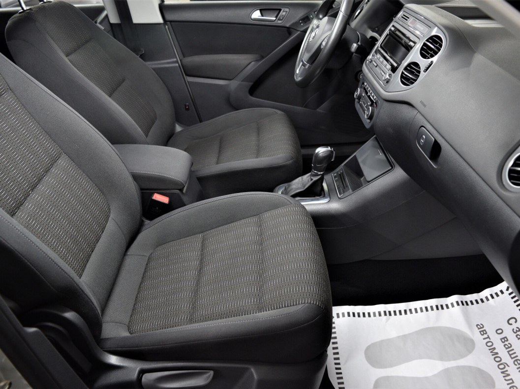 Volkswagen Tiguan Avenue 1.4 DSG фото 11
