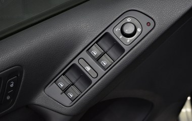 Volkswagen Tiguan Avenue 1.4 DSG превью 14