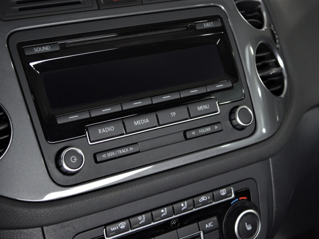 Volkswagen Tiguan Avenue 1.4 DSG фото 15