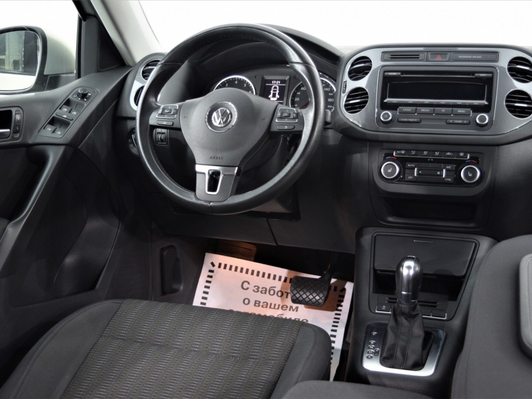 Volkswagen Tiguan Avenue 1.4 DSG фото 18