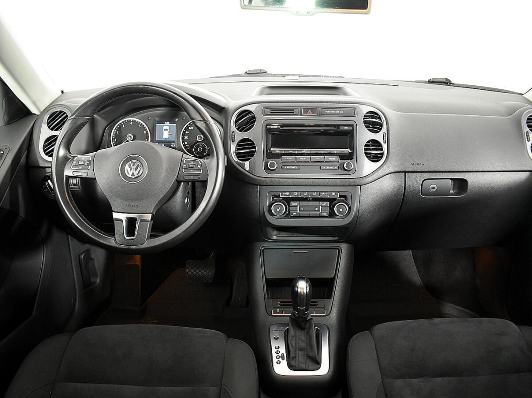 Volkswagen Tiguan Avenue 2.0 АКПП фото 8