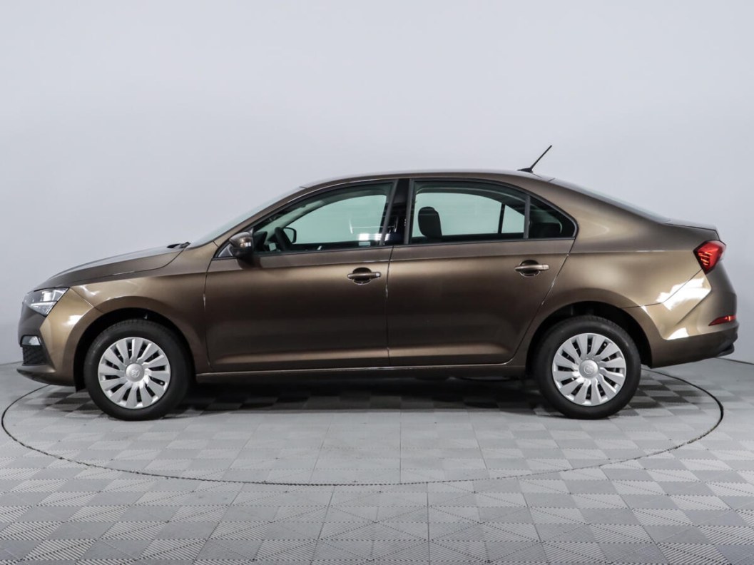 Skoda Rapid 1.6 МКПП фото 5