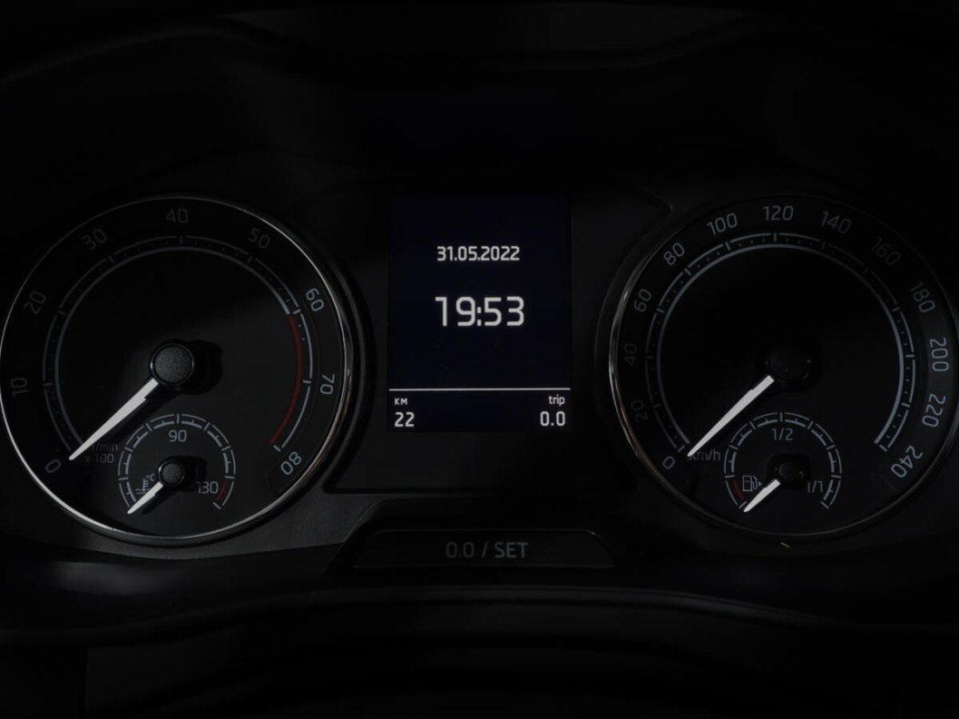 Skoda Rapid 1.6 МКПП фото 14
