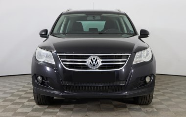 Volkswagen Tiguan 2.0 АКПП превью 2