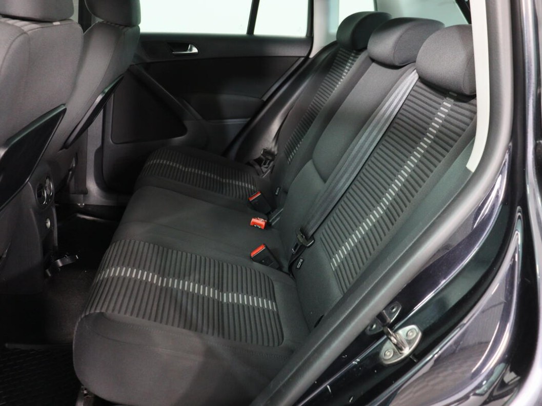 Volkswagen Tiguan 2.0 АКПП фото 10