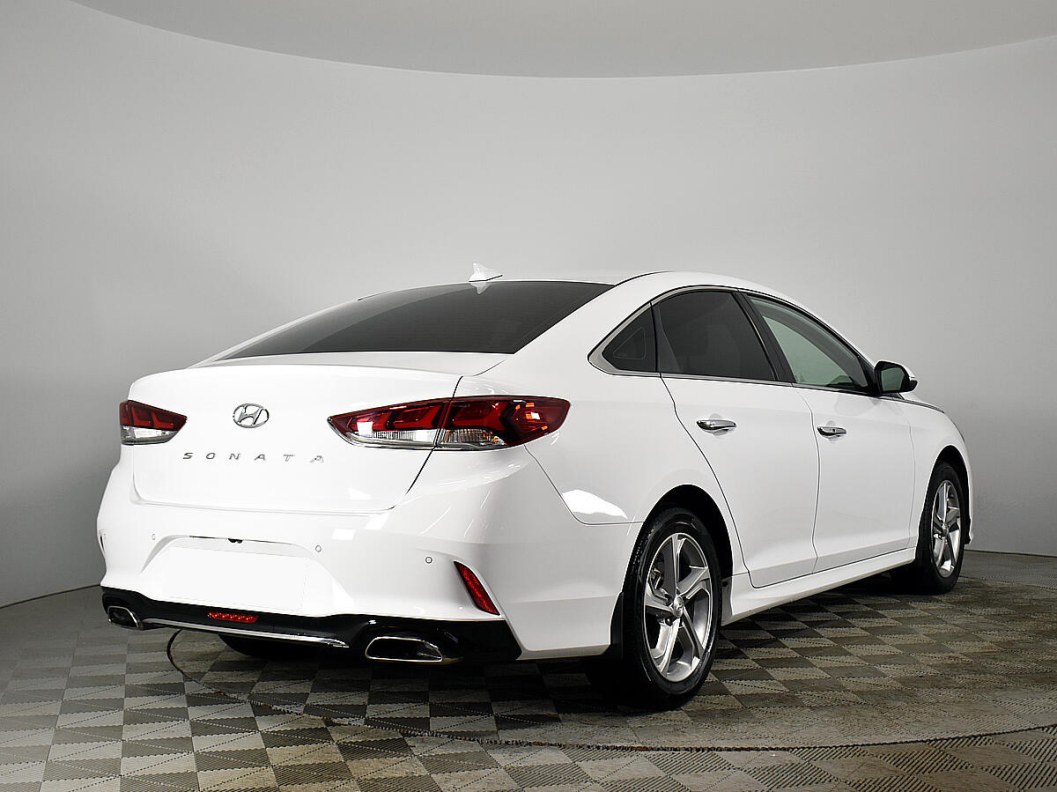 Hyundai Sonata Lifestyle 2.4 АКПП фото 5
