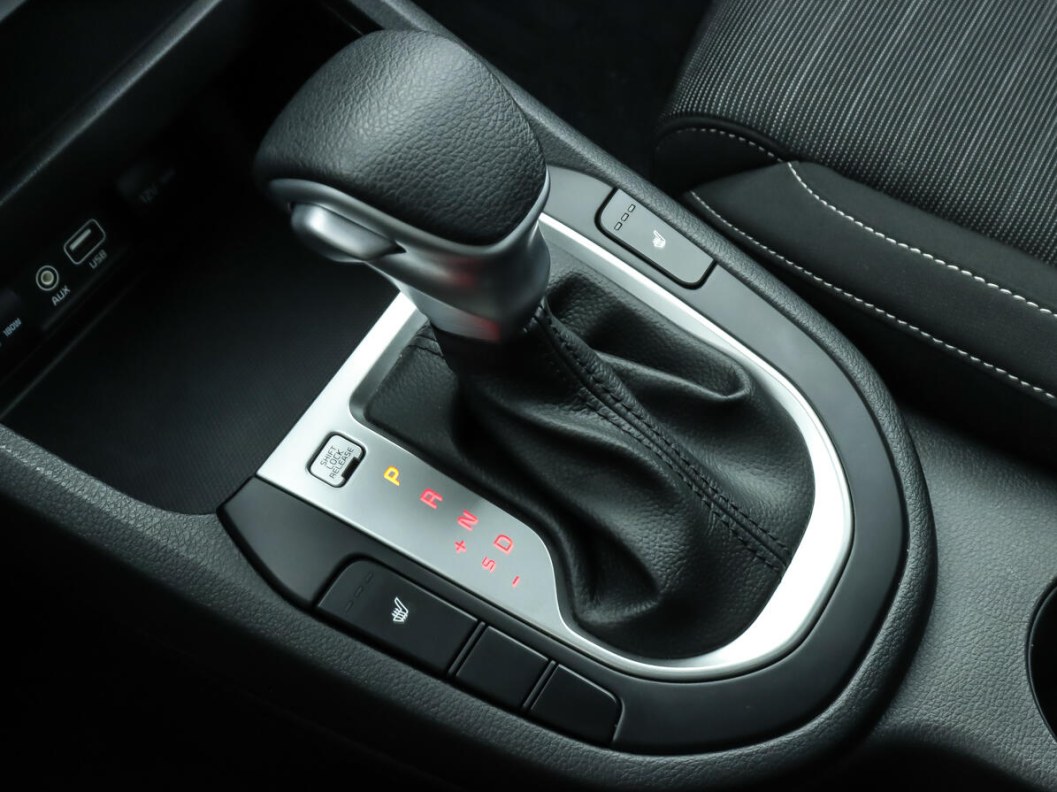 Kia Cerato Comfort 1.6 АКПП фото 14