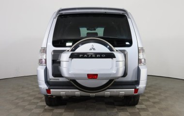 Mitsubishi Pajero 3.0 АКПП превью 7