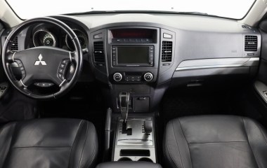Mitsubishi Pajero 3.0 АКПП превью 9
