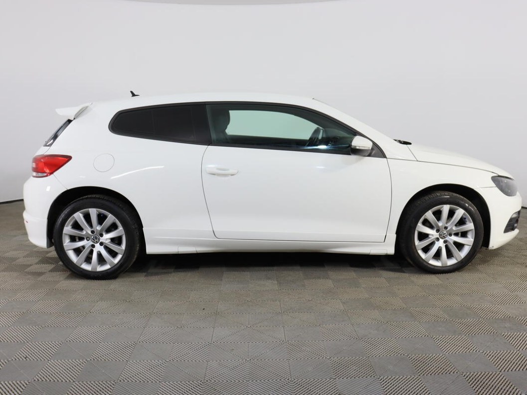 Volkswagen Scirocco Sport 1.4 DSG фото 4