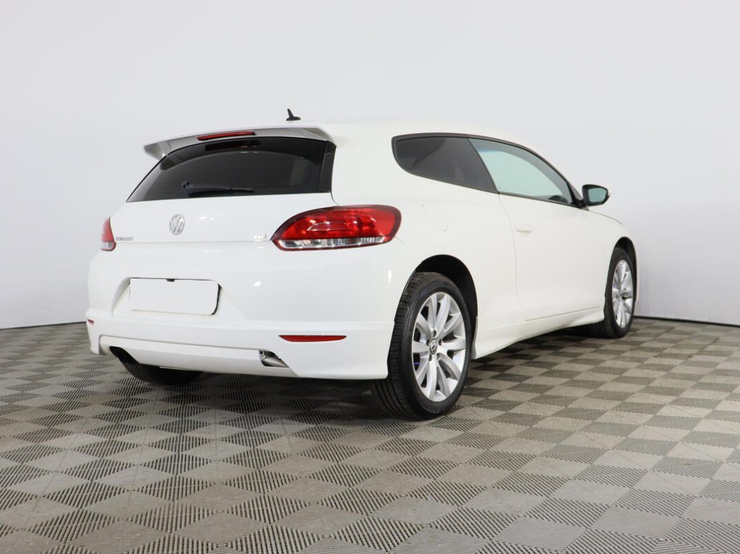 Volkswagen Scirocco Sport 1.4 DSG фото 6