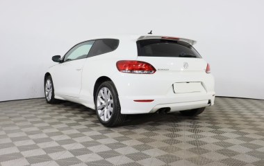 Volkswagen Scirocco Sport 1.4 DSG превью 8
