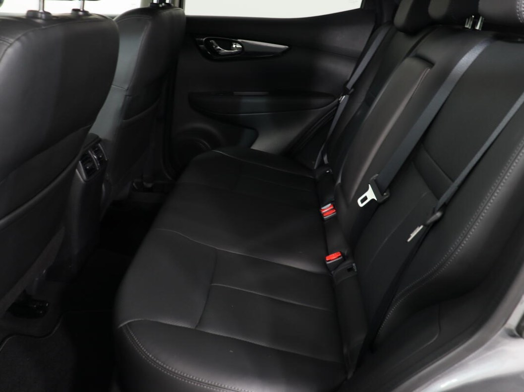 Nissan Qashqai LE 2.0 CVT фото 10