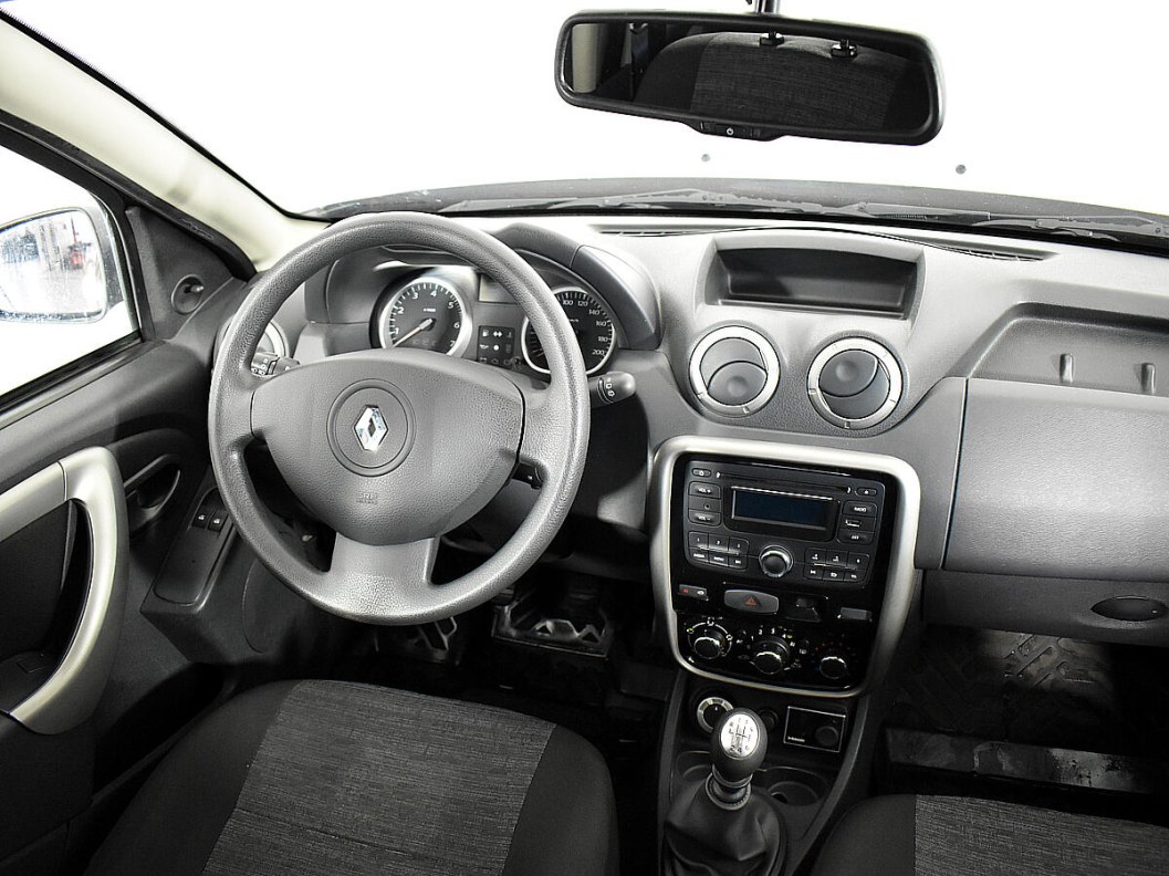Renault Duster Privilege 2.0 МКПП фото 8
