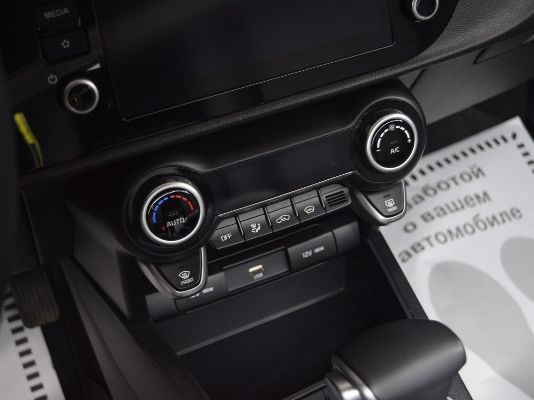 Kia Rio Comfort 1.6 МКПП фото 18