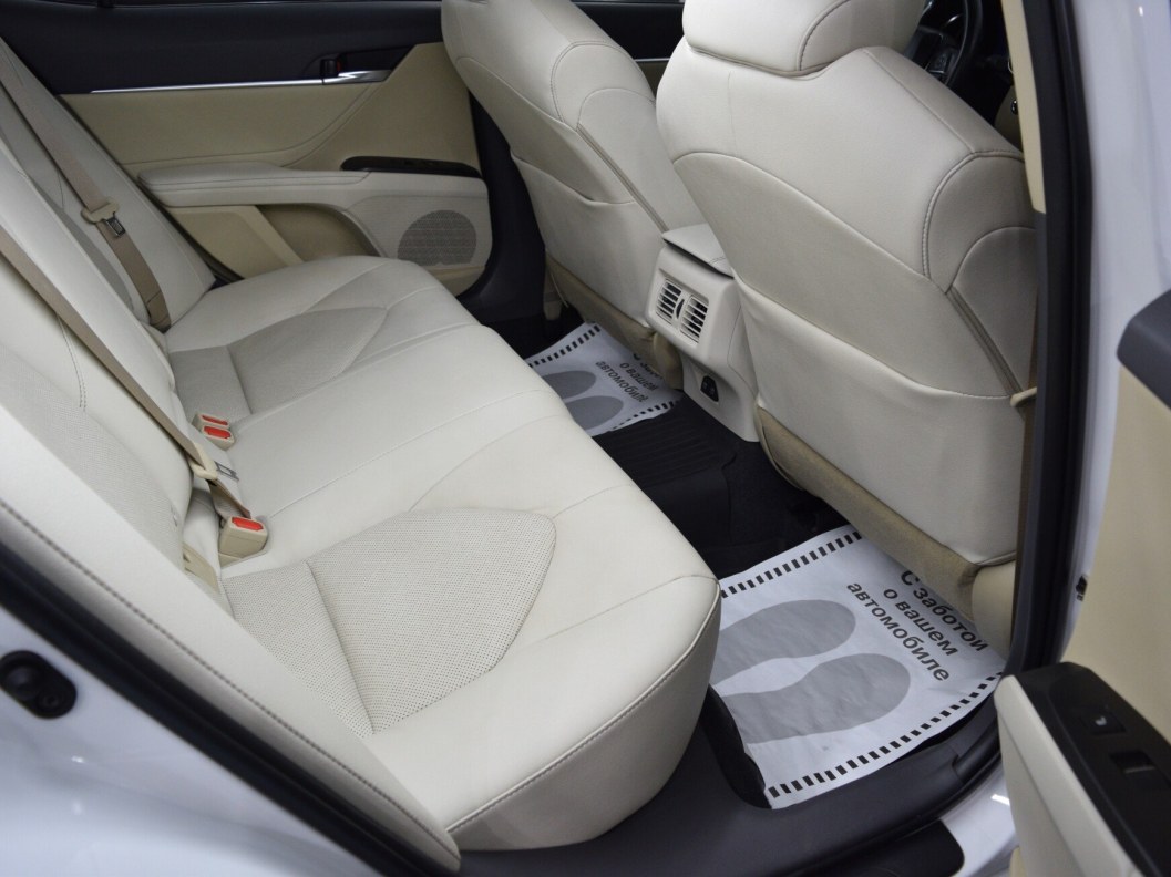 Toyota Camry Престиж Safety 2.5 АКПП фото 12