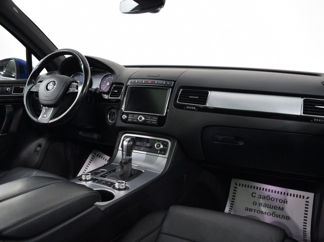 Volkswagen Touareg 3.0  фото 25